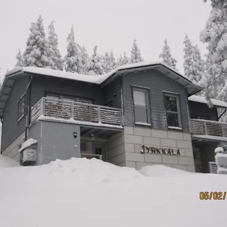 Jyrkkaelae A | Family-friendly Near Slopes Rukatunturi